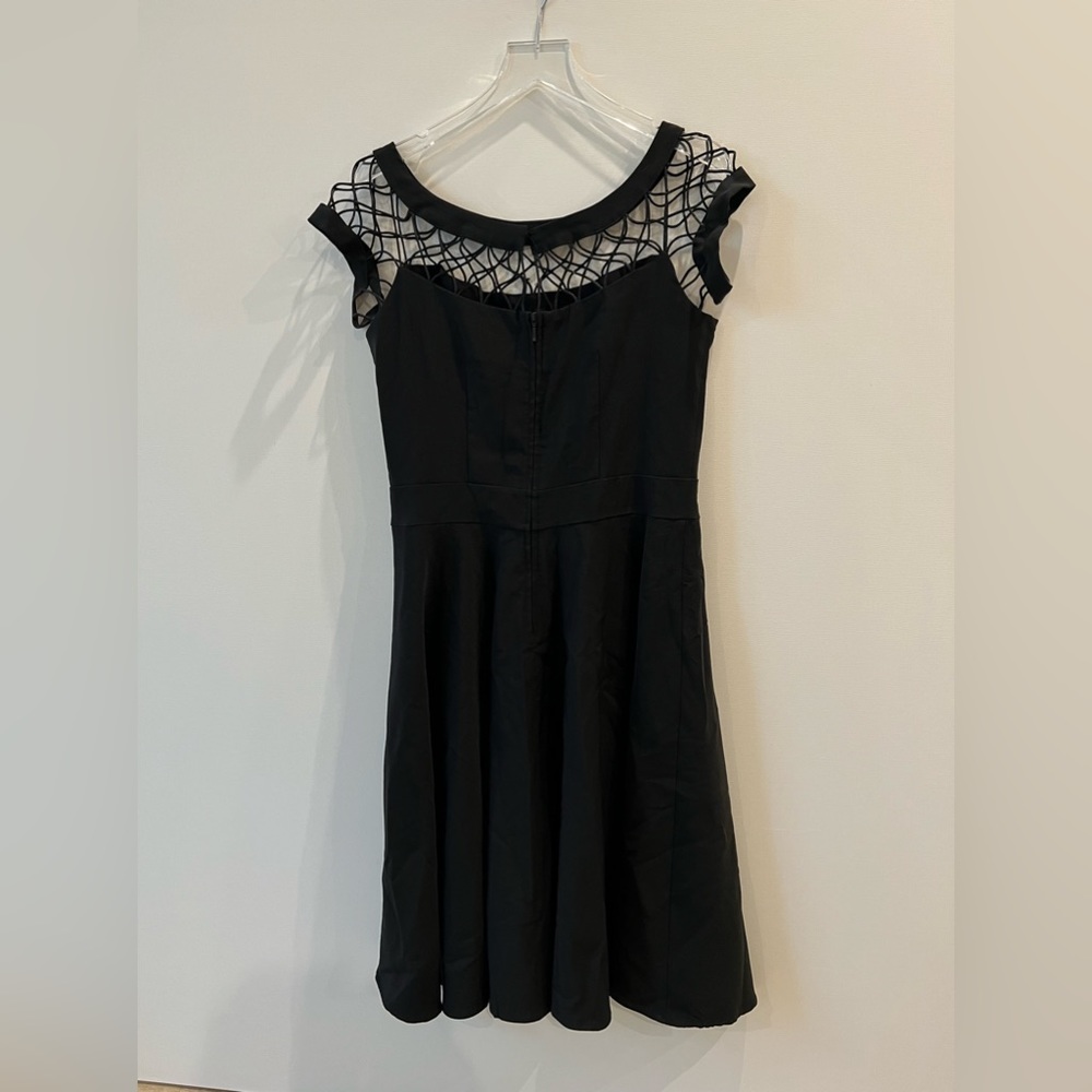Beautiful little black holiday cocktail dress with stunning neckline! size XL